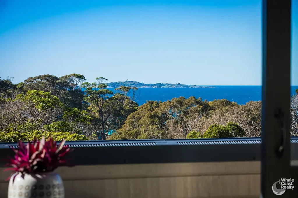 One-Bedroom Apartment with Ocean Views