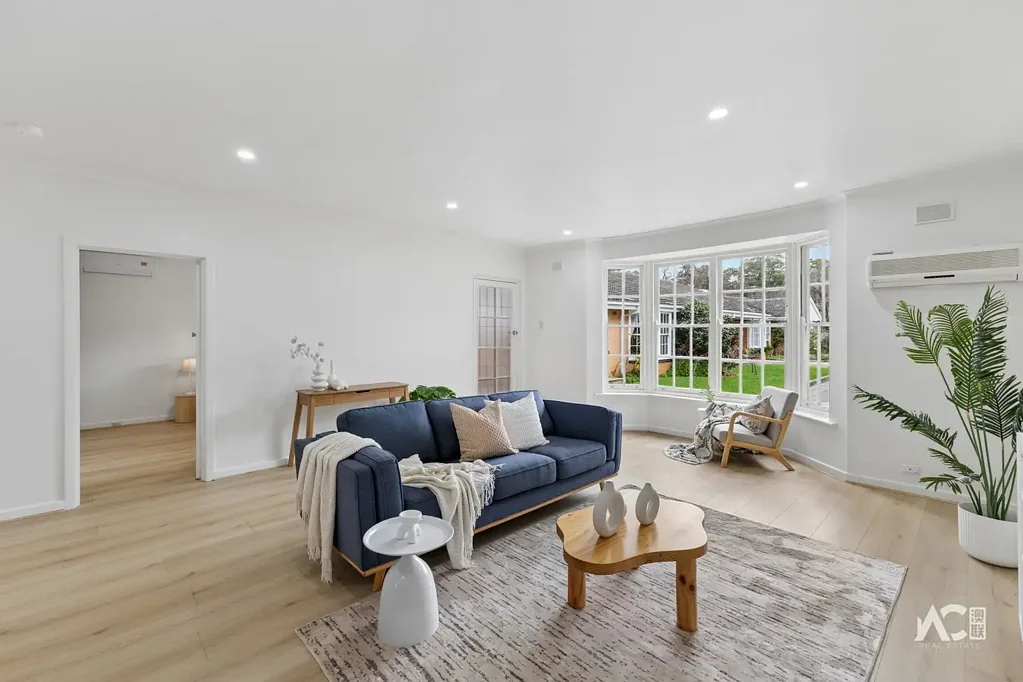 Tusmore 2房  Comfort, Convenience & A Large North Facing Private Garden