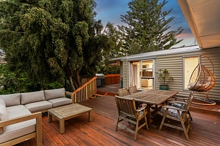 70 Fairclough Road, Beach Haven, North Shore City