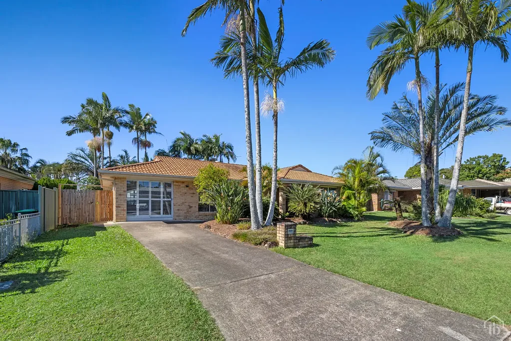 Banora Point 3chambre Flexible Family Living with Modern Comforts and Outdoor Appeal