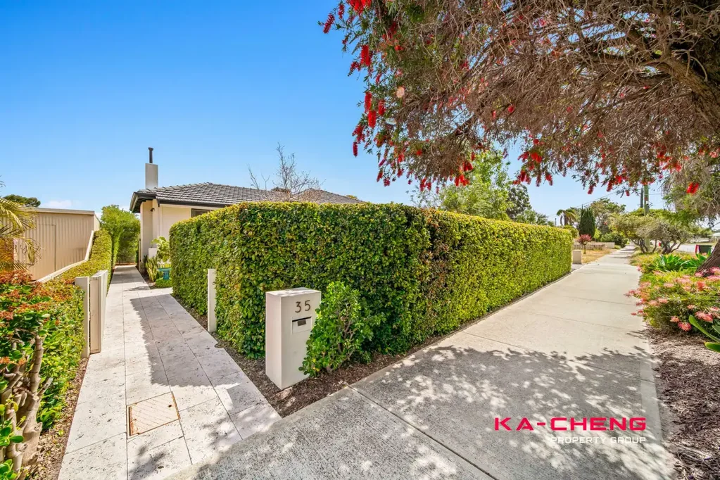 35 Ivanhoe Street, Morley, WA 6062
