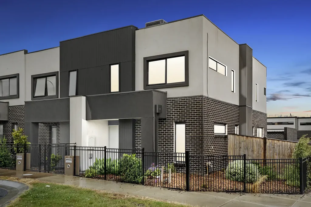 First-class family home in private neighbourhood