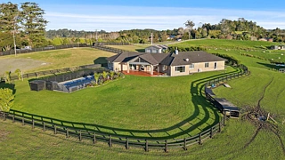 10 Joblin Road, Wainui, Rodney
