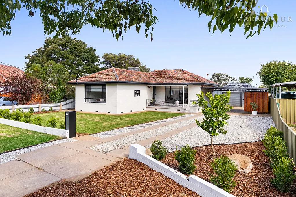 Mount Austin 3房  Renovated Home in Prime Mount Austin Location