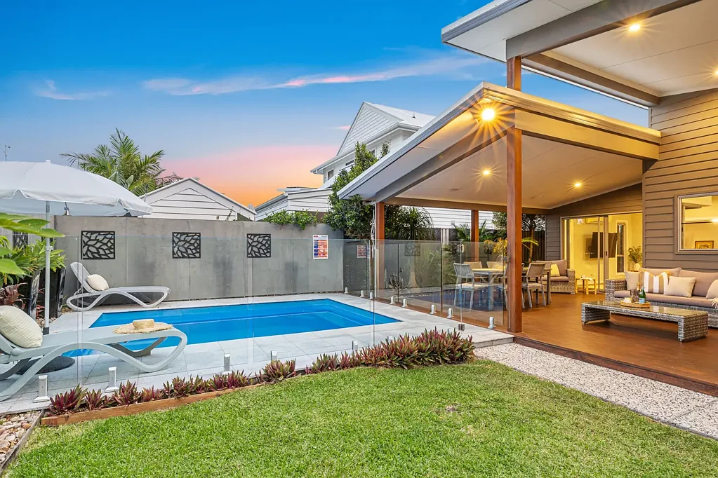 Casuarina 5 Bedroom Vendor motivation changed - WILL BE SOLD!