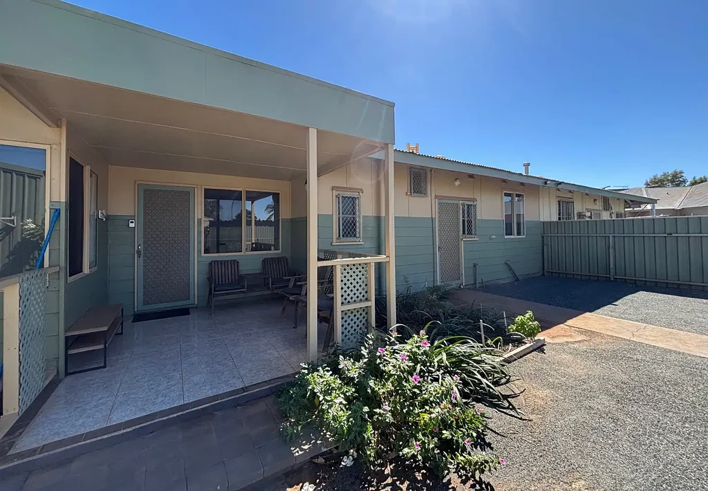 Large Fully Furnished/Equipped Spacious Home