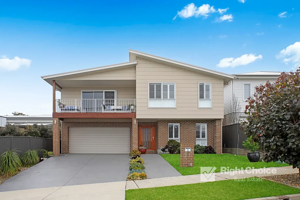 3 Flintwood Road, Calderwood, NSW 2527