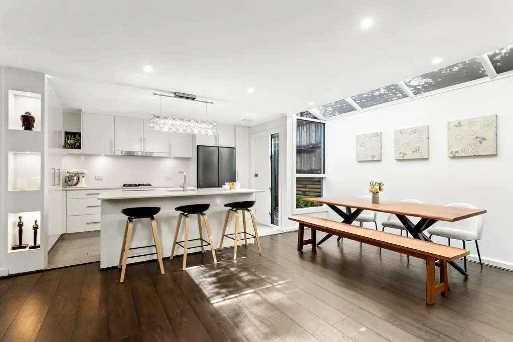 Rozelle 2ਬੈੱਡਰੂਮ Freestanding sanctuary set amid serene garden surrounds in a prime Rozelle address