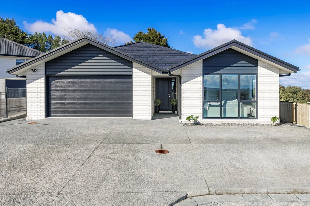Ardmore 4房  Brick & Tile Home – Must Be Sold!