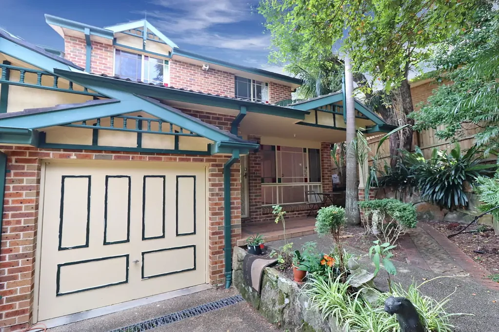 Great Duplex, Quiet Location, Close to all Amenities