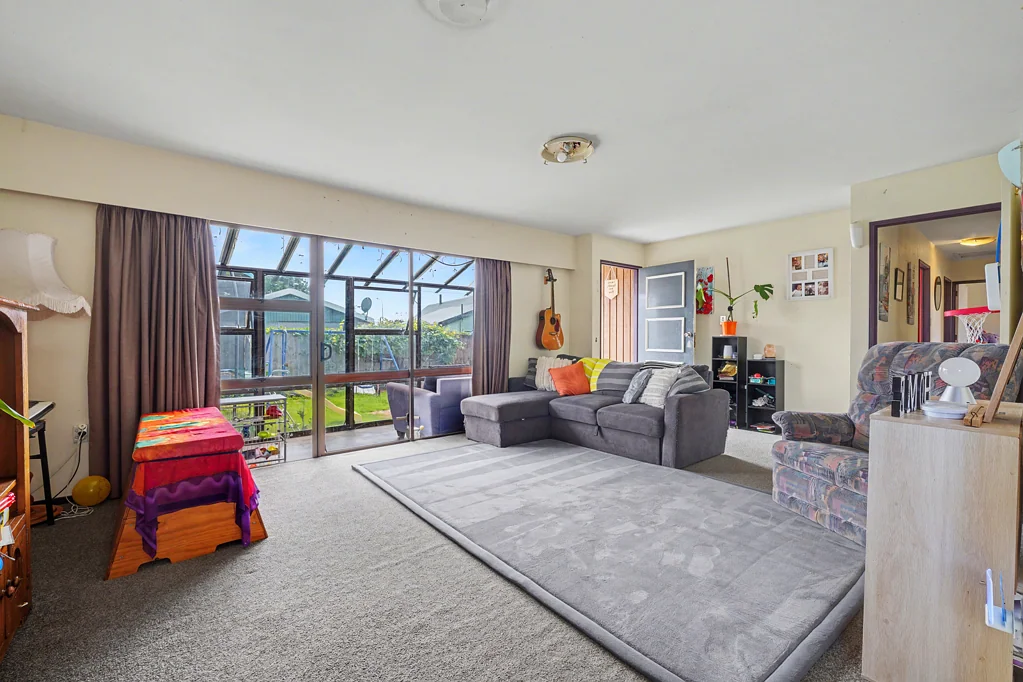 2/119A Prestons Road, Redwood, Christchurch, Canterbury
