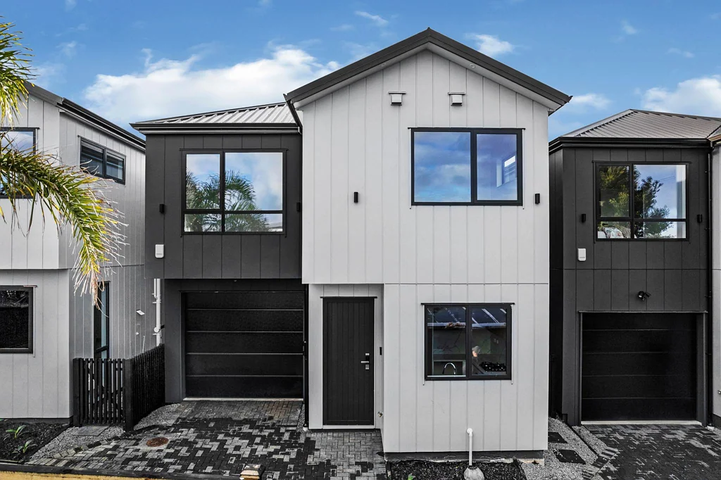 Lot 2/10 Sandgate Avenue, Botany Downs, Manukau City, Auckland Great Area