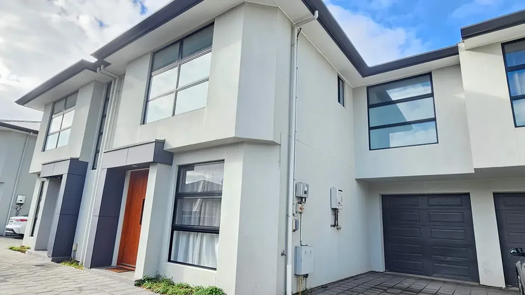Tranmere 3房  Stylish Contemporary Living in a Sought-After Location