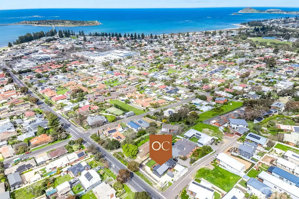 Victor Harbor 4 Slaapkamer Open the Door to Breathtaking Sea Views, Close the Door to the Hustle and Bustle.