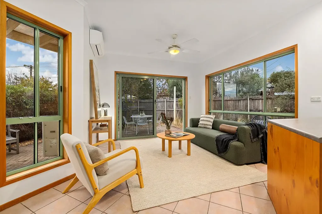 Ainslie 3chambre A Hidden Retreat with Space, Light and Lifestyle