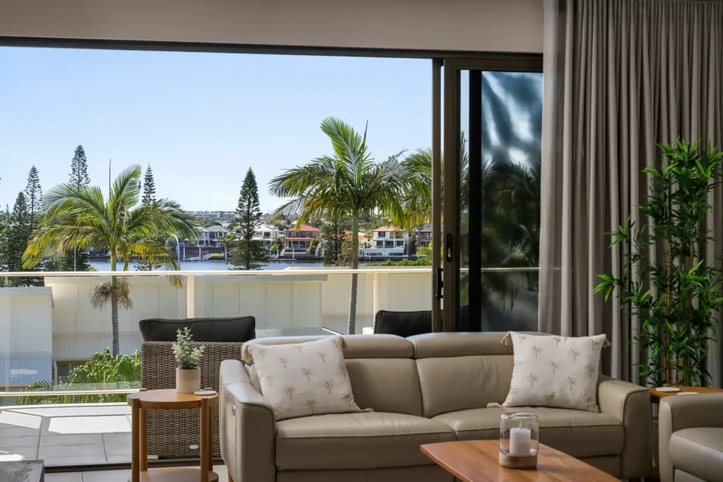 Parrearra 3ਬੈੱਡਰੂਮ EXCLUSIVE PENTHOUSE LIVING WITH UNINTERRUPTED WATER VIEWS!