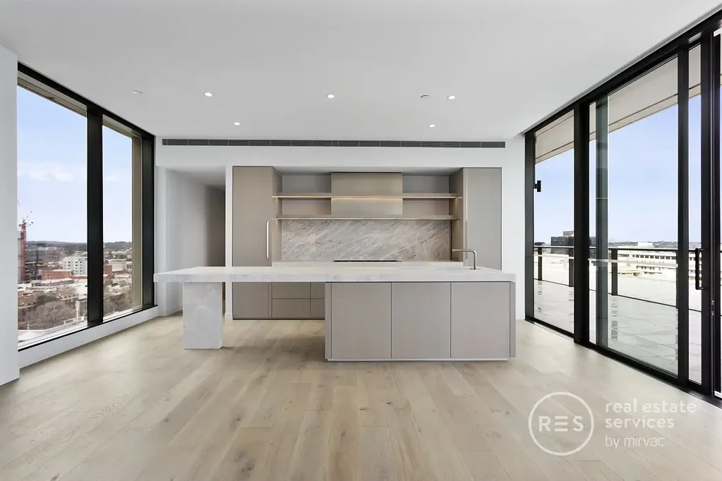 Luxury Elevated: A Premier Apartment in a Landmark Address