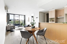 207/57 Bay Street, Port Melbourne