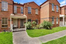 31/22 The Ridge, Roxburgh Park