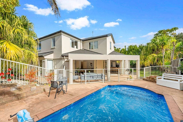 5 Oakway Drive, Albany, Albany, North Shore City