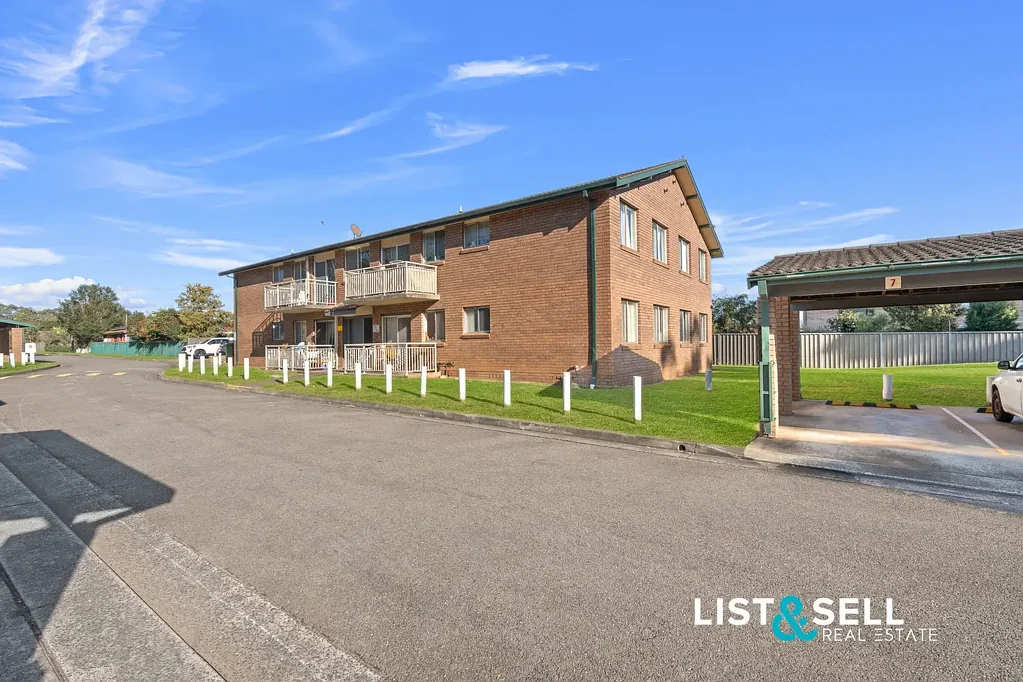 7/16 Derby Street, Minto, NSW 2566