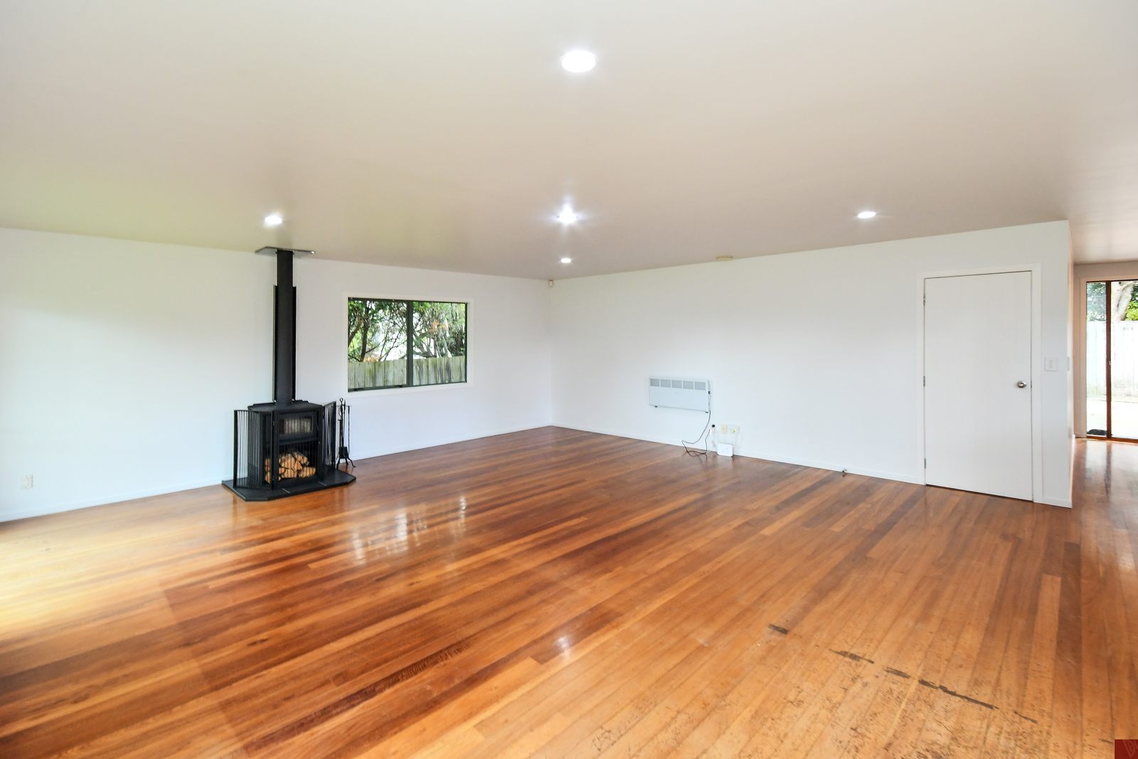 22A Buchanan Road, Kingseat, photo 12