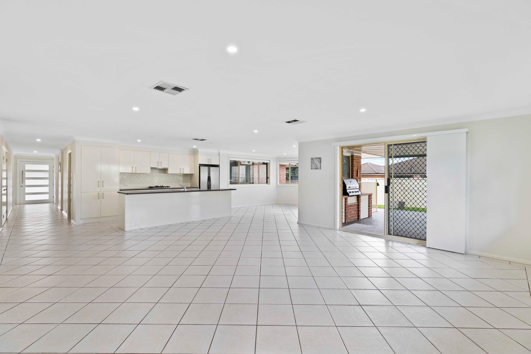 100 BUDGEREE DR, ABERGLASSLYN NSW 2320, 0 Bedrooms, 0 Bathrooms, House