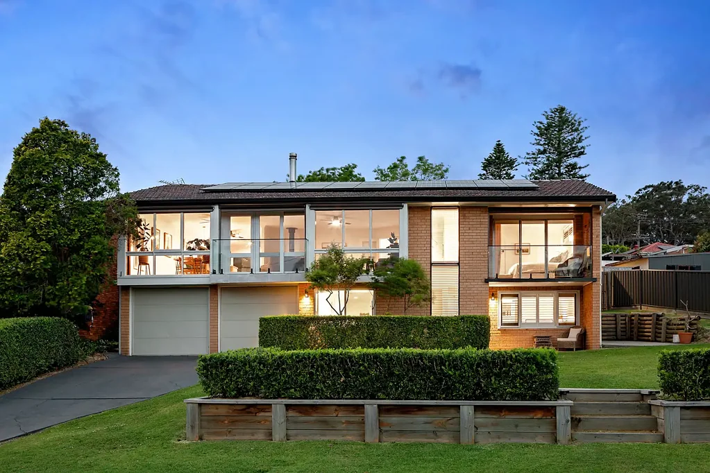 4 Gayton Close, Warners Bay, NSW 2282