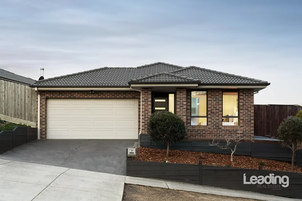 24 Beckview Crescent, Sunbury, VIC 3429