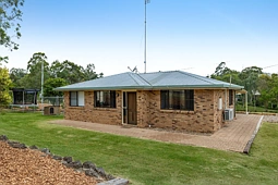 11 Valley View Drive, Meringandan West