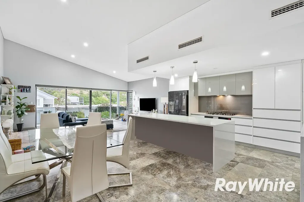 18A Valley Road, Halls Head, WA 6210