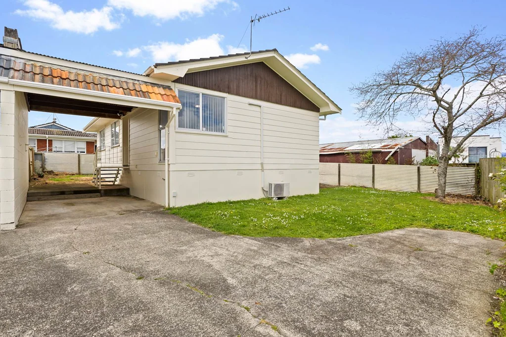 2/48 Archmillen Avenue, Pakuranga Heights, Manukau City, Auckland