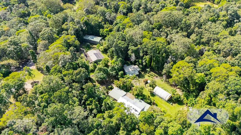 Speewah 7બેડરૂમ EXCEPTIONAL MULTI-DWELLING ACREAGE BETWEEN MAREEBA AND CAIRNS