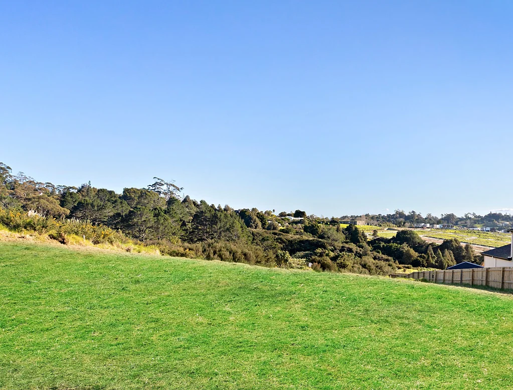 Totara Park Prime lifestyle opportunity on 2,001sqm (approx)