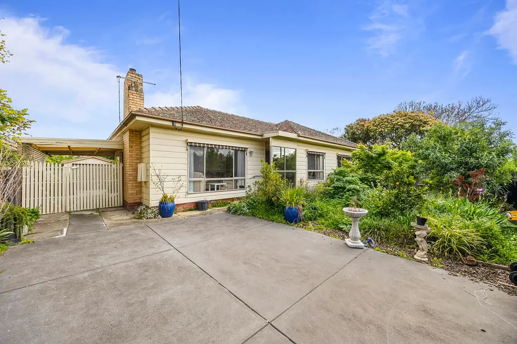 Alfredton 3房  Comfort, Convenience & Character in Prime Alfredton Location