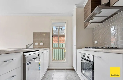 15 Diva Way, Huntly, VIC 3551, 4 slaapkamers, 2 badkamers, House