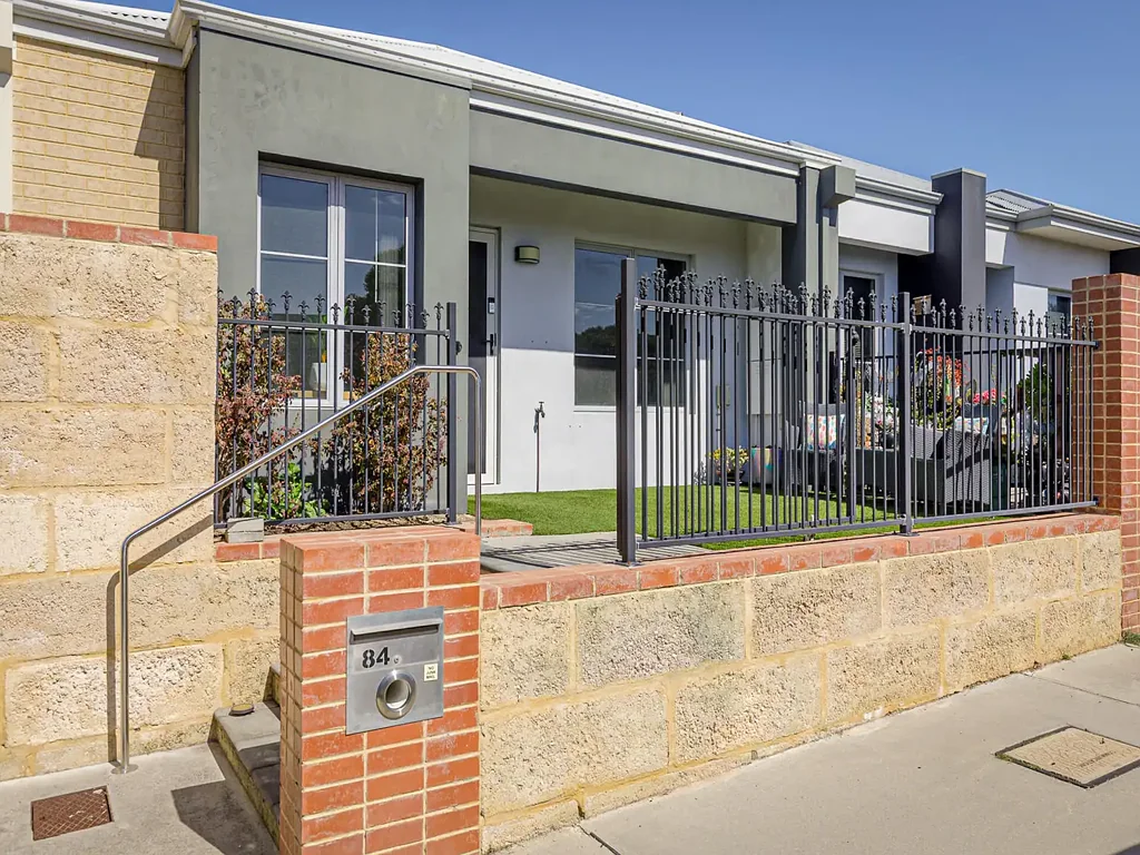 Clarkson 3房  Modern living in the heart of Catalina Estate