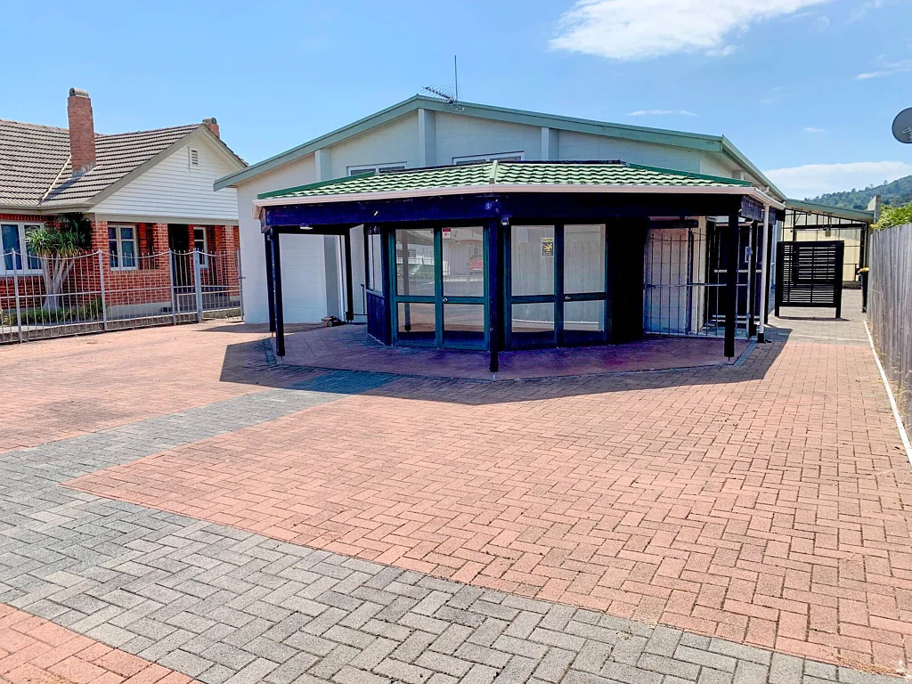 Thames Prime Commercial Office Space for Sale or Lease