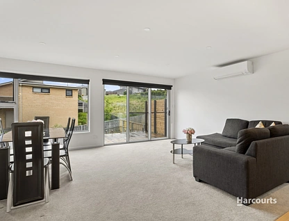 2 & 3/8 Cherrington Drive, Tranmere, TAS 7018, 3部屋, 2バスルーム, House