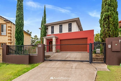 Forest Lake 5房 宁静湖畔尽头小巷的现代家庭生活 Contemporary Family Living in a Peaceful Lakeside Cul-de-sac