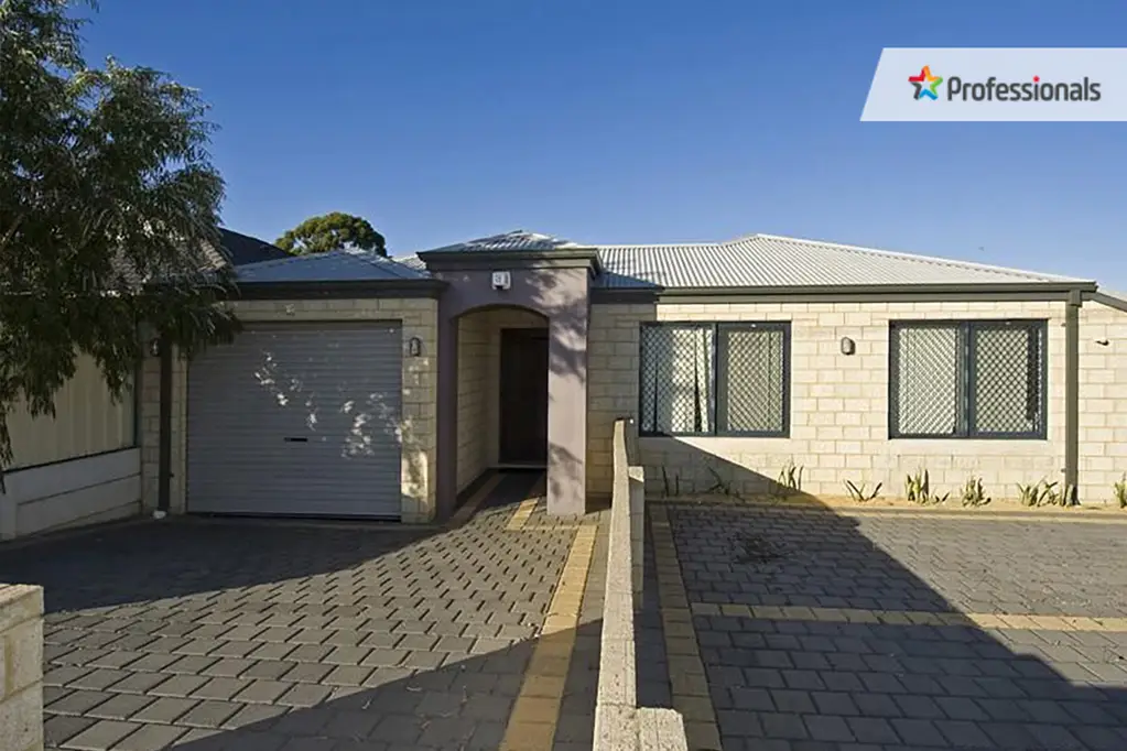 3 Standard Rooms Available $215pw!