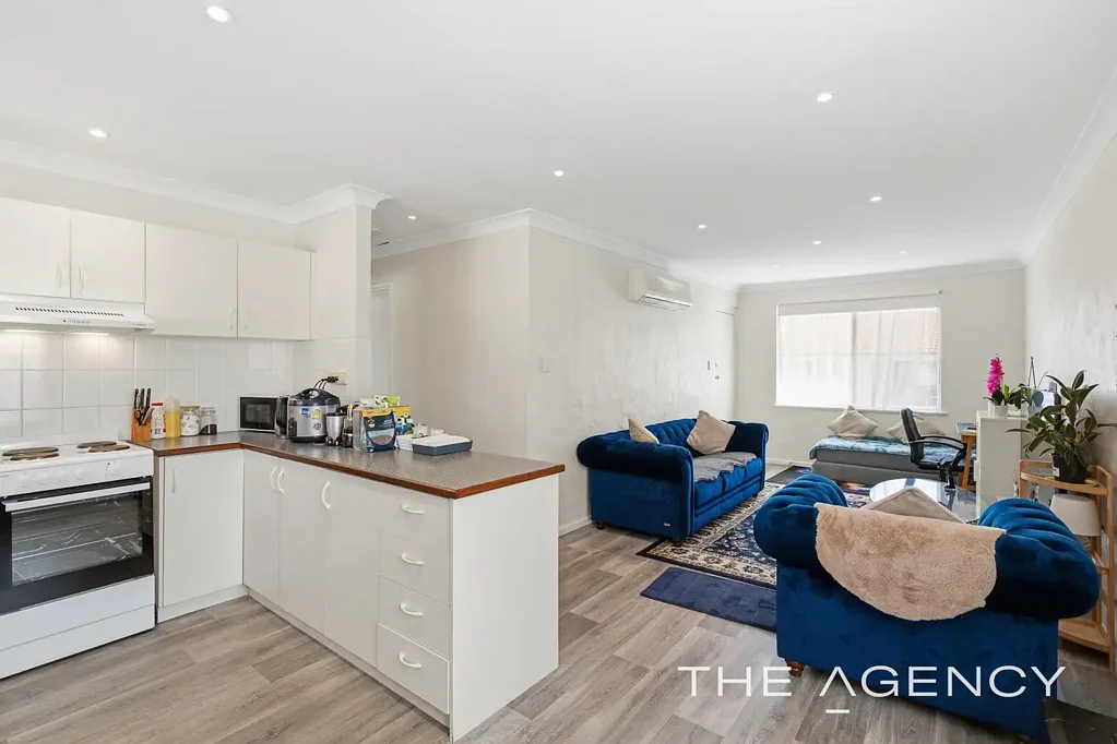 Wembley 2房  Spacious Top-Floor Sanctuary with Prime Location Appeal!
