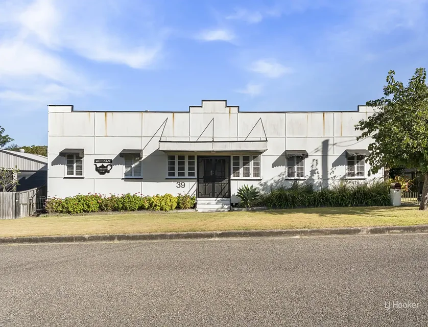 39 Cairnscroft Street, Toogoolawah, QLD 4313, 8 Kuwarto, 2 Banyo, House
