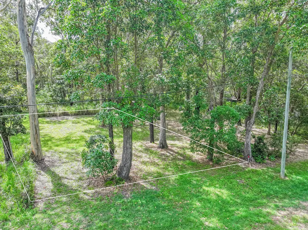 19 Bilbungra Street, Russell Island, QLD 4184