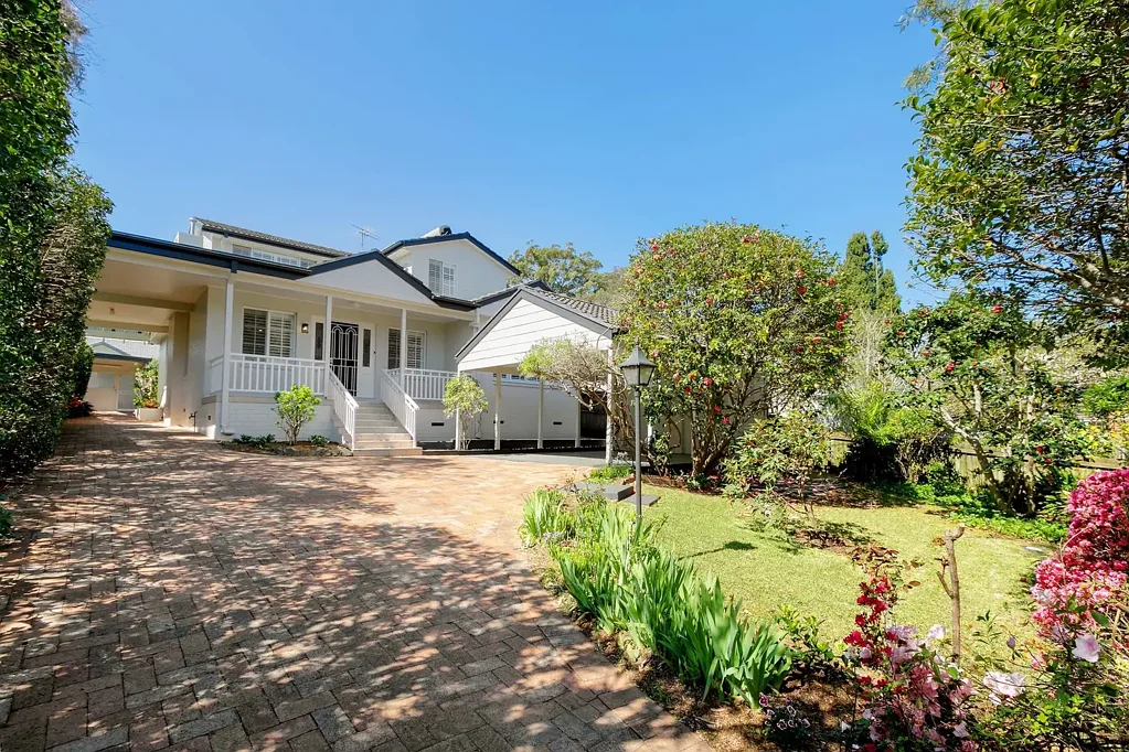 Beautifully Transformed Family Sanctuary In an Ideal Location- Strictly 2-3 Month lease only