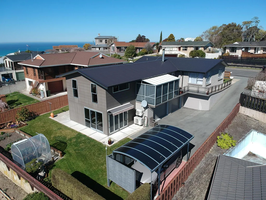 Oamaru 4બેડરૂમ Stylishly Renovated with Ocean Views