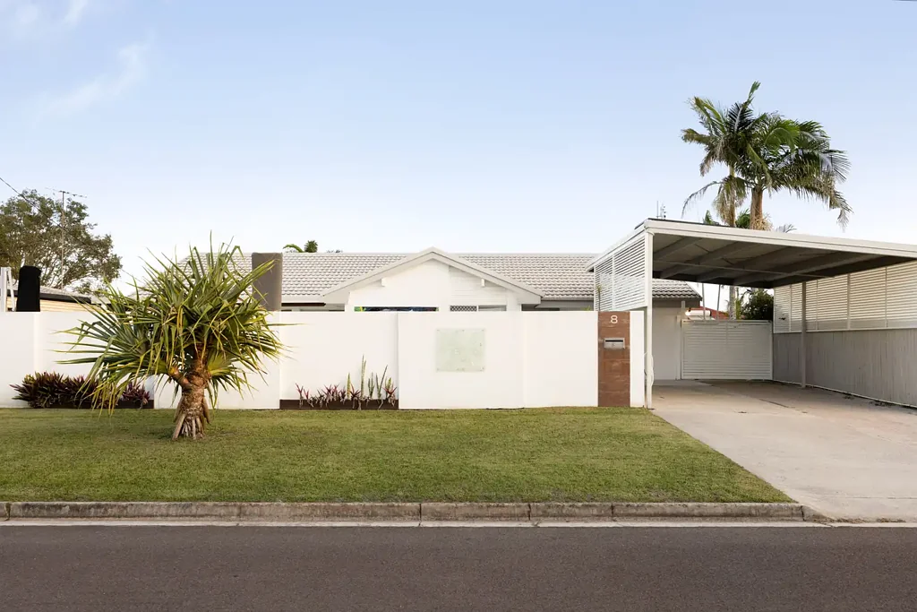 Golden Beach 5Zimmer ​The Complete Lifestyle Home: Golden Location + Room for ALL the Toys!