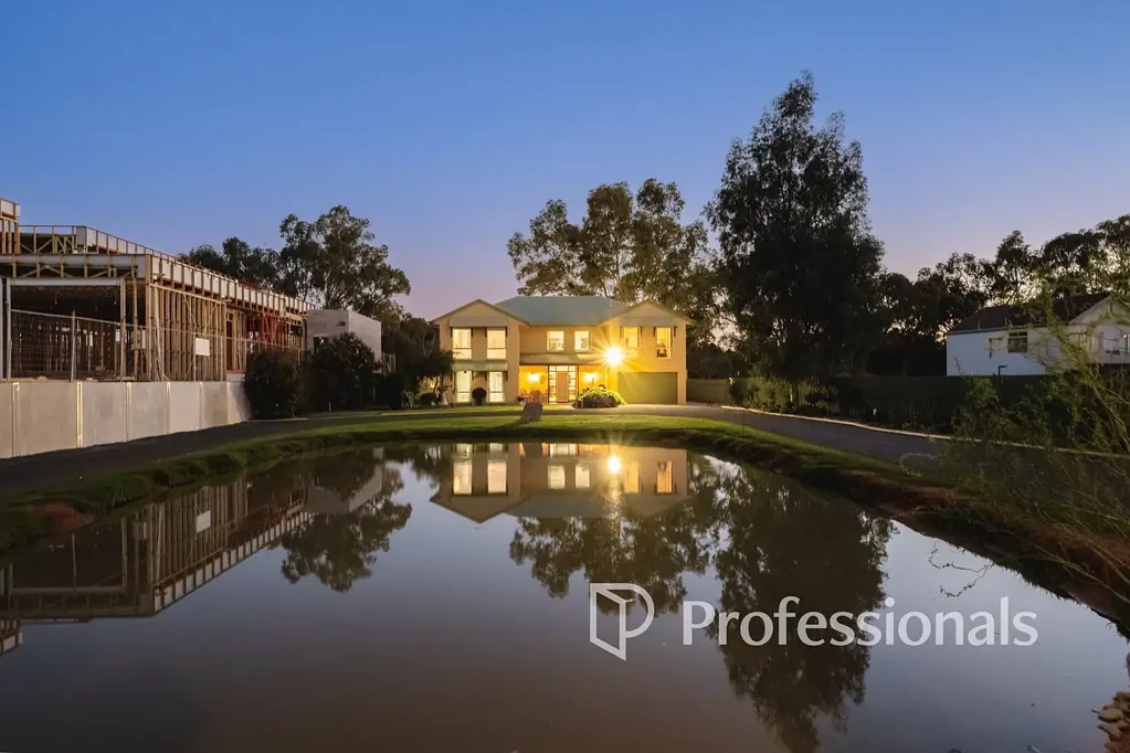 Buronga 4Kwarto Commanding River Views – Ultimate Murray River Lifestyle on 9707m2