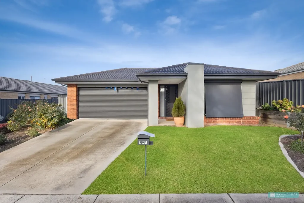 96A Andrew St, White Hills, VIC 3550