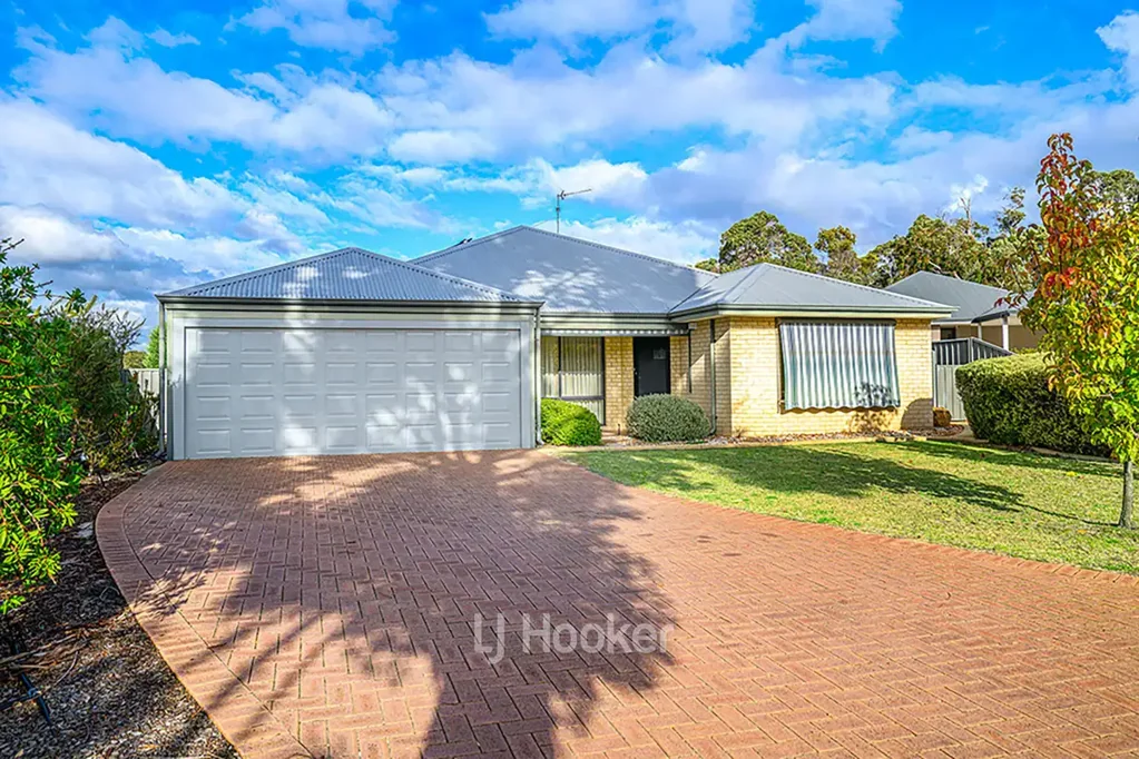 19 Robinia Rise, Collie, WA 6225